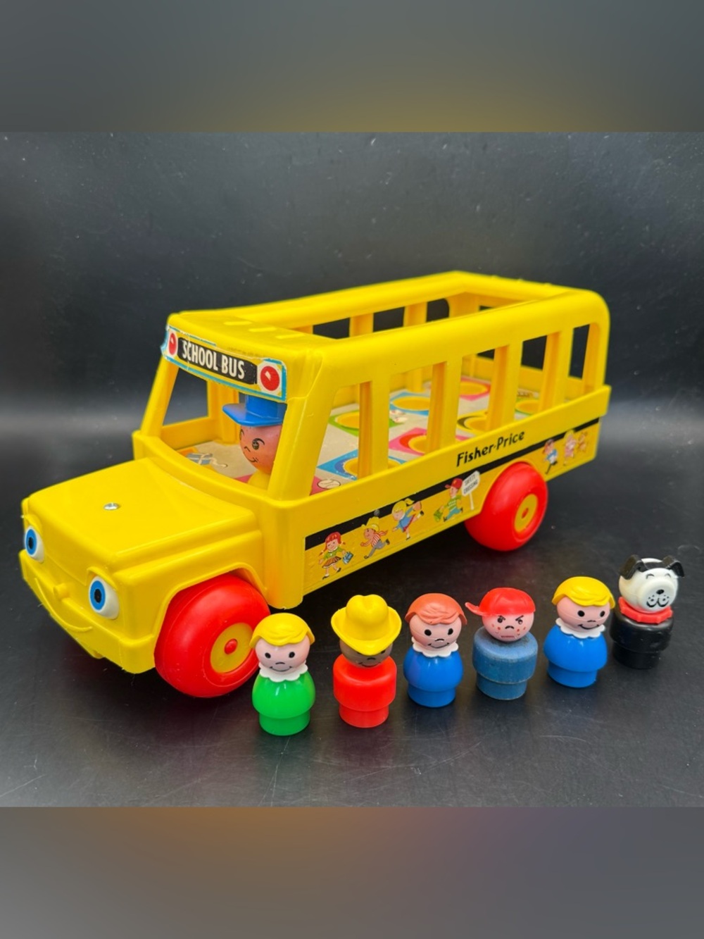 Vintage Fisher Price Little People #192 School Bus W/5 Little People Kids & Dog